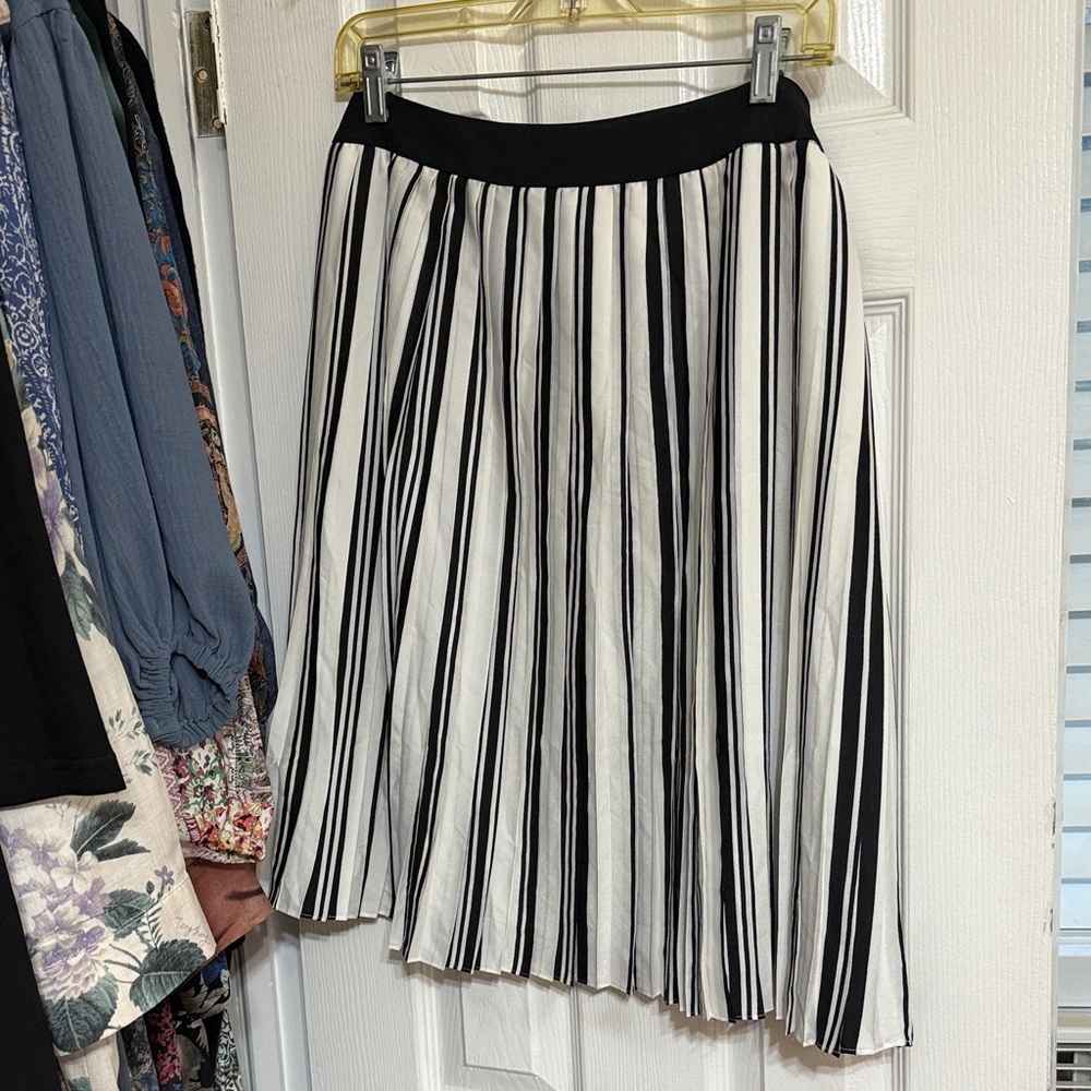 Black and White Pleated Midi Skirt
